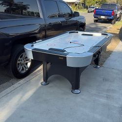 Air Hockey Table