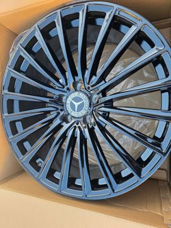 20"new Staggerd Wheels & New Tires For SL400/CLS450 2018-2023