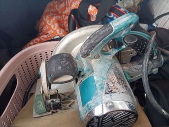 Makita saw