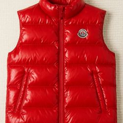 Moncler Authentic.