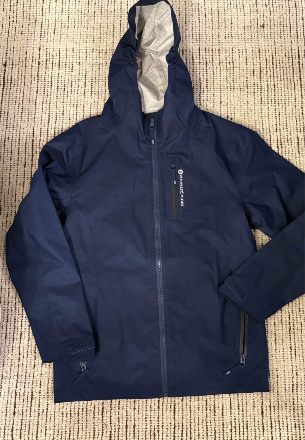 New without tags Vineyard Vines Boys Rain Jacket