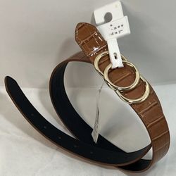 Women belt , Size L - adjustable strap for a custumize fit- Shiny Brown