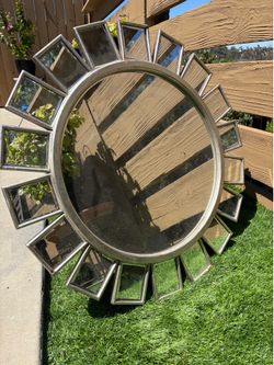 Mirror 20 dollar
