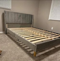 Full size grey velvet bed