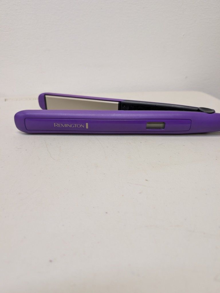Remington Hair Straightener 