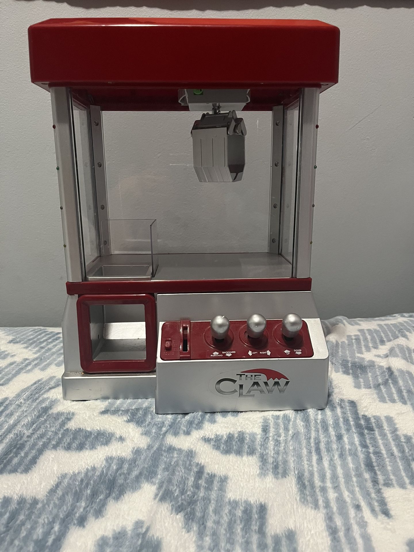 Toy Claw Machine