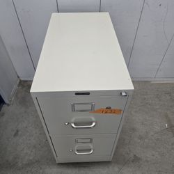 Metal File Cabinet With Key For Letter Size Paper Sturdy In Good Conditions 