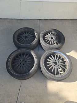 5x120 bolt pattern, 20 inch rims