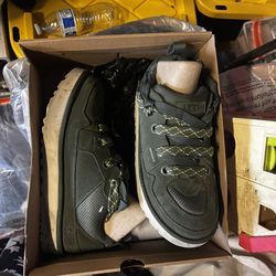 UGG Lowmel Sneakers – Women’s