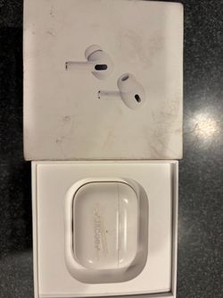Apple AirPods Pro with Charging Case
