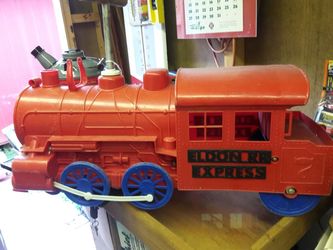Vintage Eldon child's ride on train good condition