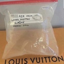 Louis Vuitton Supreme Air from show