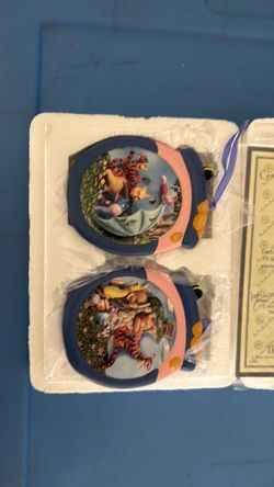 Bradford Exchange Disney Winnie the Pooh Honeypot Adventures Ornaments COA Set 8