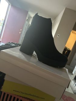 Shoes 20 Each More U Get Better Offer