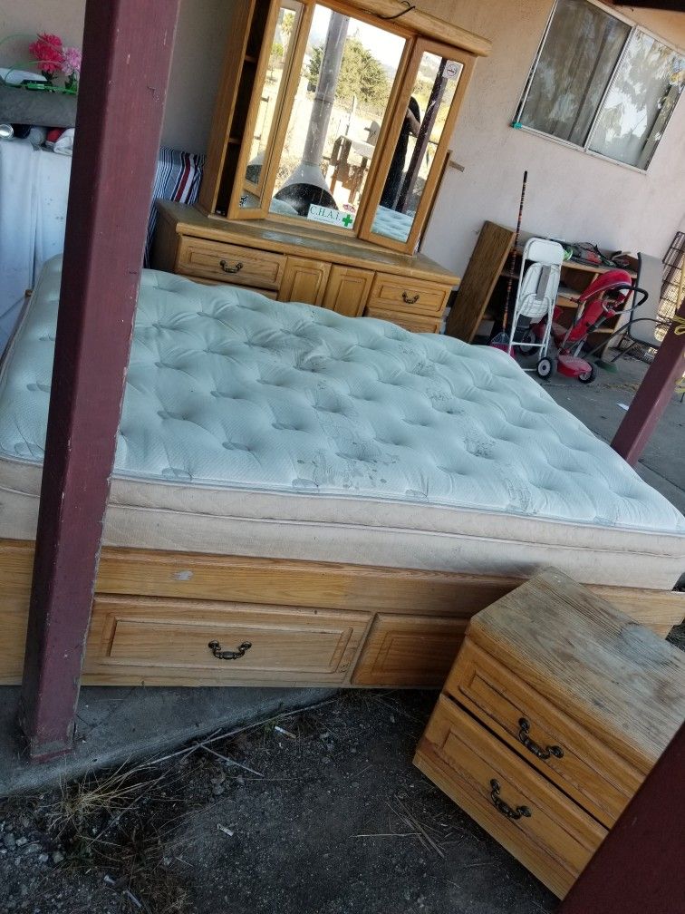 Bedroom Set