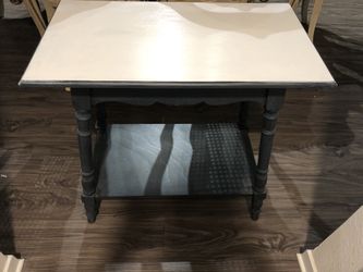 Blue and White side/end table