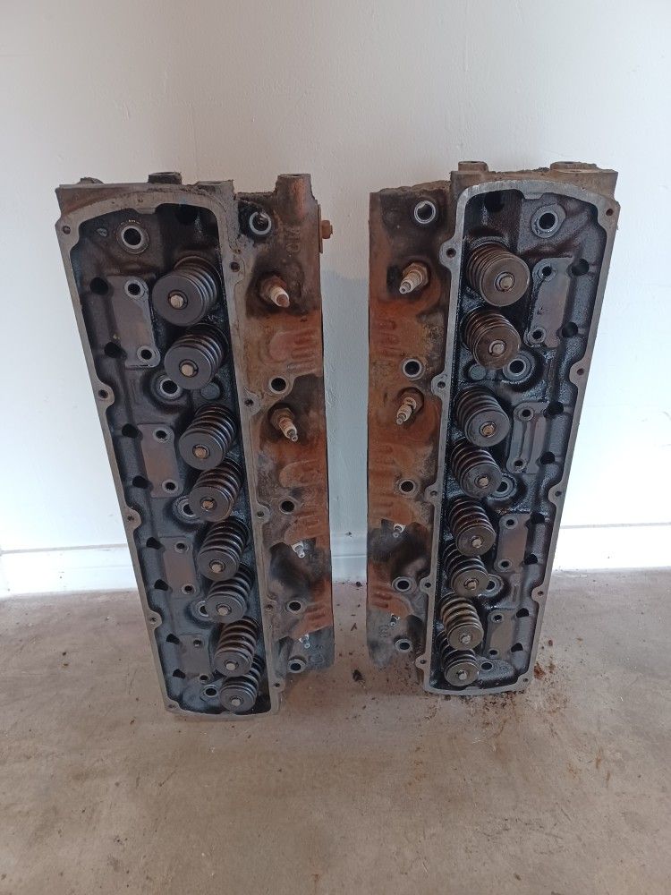 Oldsmobile 455 Big Block Cylinder Heads C