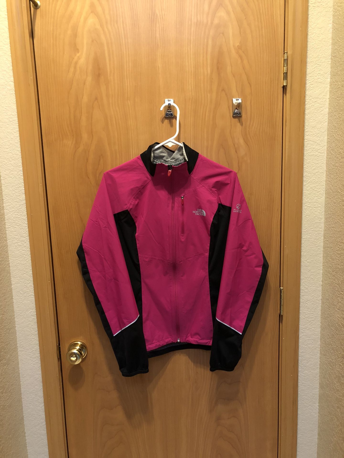 Women’s north Face Running/Jogging Jacket
