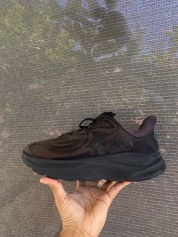 HOKA Clifton 10 Running Shoes Black/Black