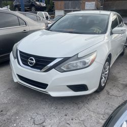 2016 Nissan Altima 