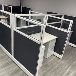 Telemarketing Stations With Glass 