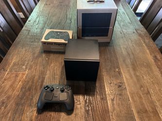 Steam Machine 2TB + Steam Controller