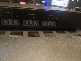 Niles SI-245 Systems Intergration Amp & Niles SVL-4 Volume Control System