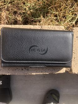 Cell Phone Pouch Holder