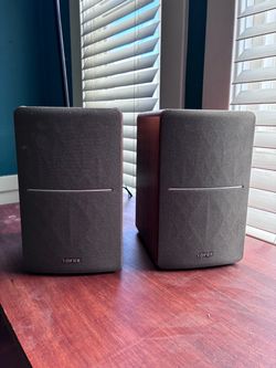 Edifier R1280T Line-In Bookshelf Speakers