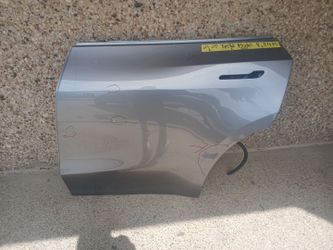 2021-25 Tesla Model Y Left Back Door