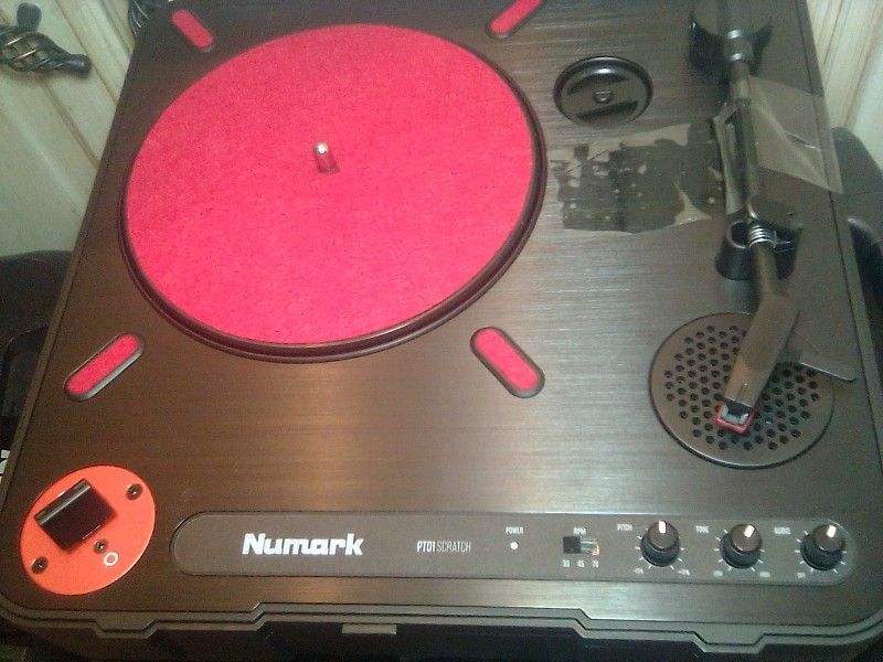 Portable Turntable Numark PT101