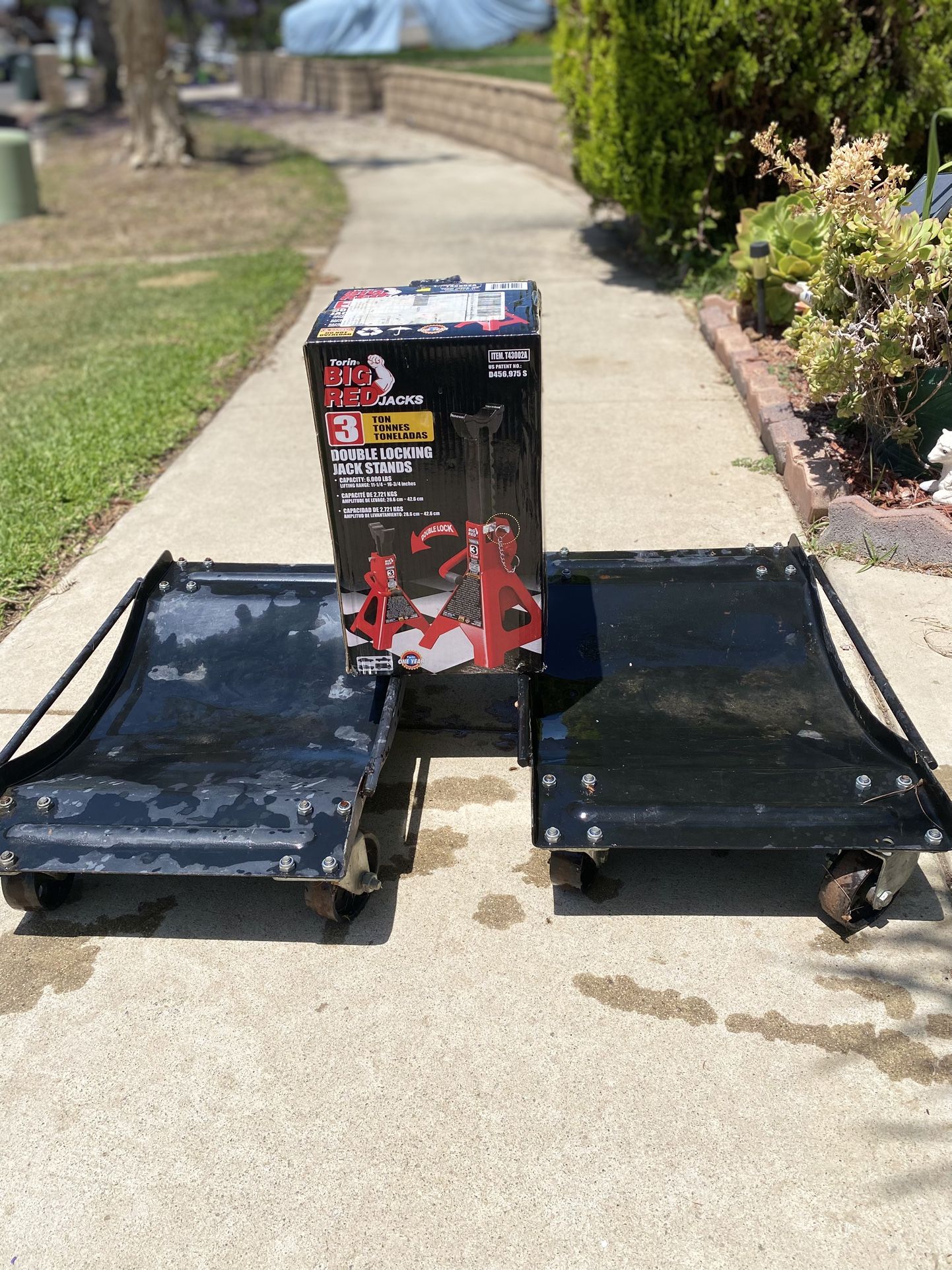 Selling Two Car Dolly’s And Two Car Stands