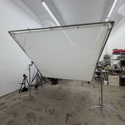 8x8 Manfrotto Cardilini Butterfly Frame 