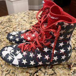 Under Armour Cleats Size 8.5
