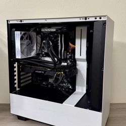 Gaming PC *READ