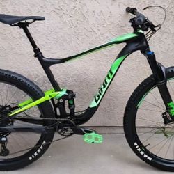 Giant Anthem Advanced Carbon Fiber Full Suspension Mountain Bike 