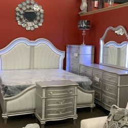 Queen Bedroom Set 
