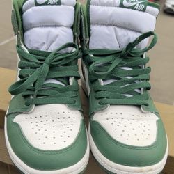 Size 11 - Jordan 1 Retro OG High Gorge Green