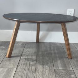 Round Oak Coffee Table 