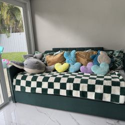 Modern Fabric Upholstered Twin Daybed with Trundle for Kids Teens Bedroom, Green