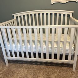 Crib-Graco FREE