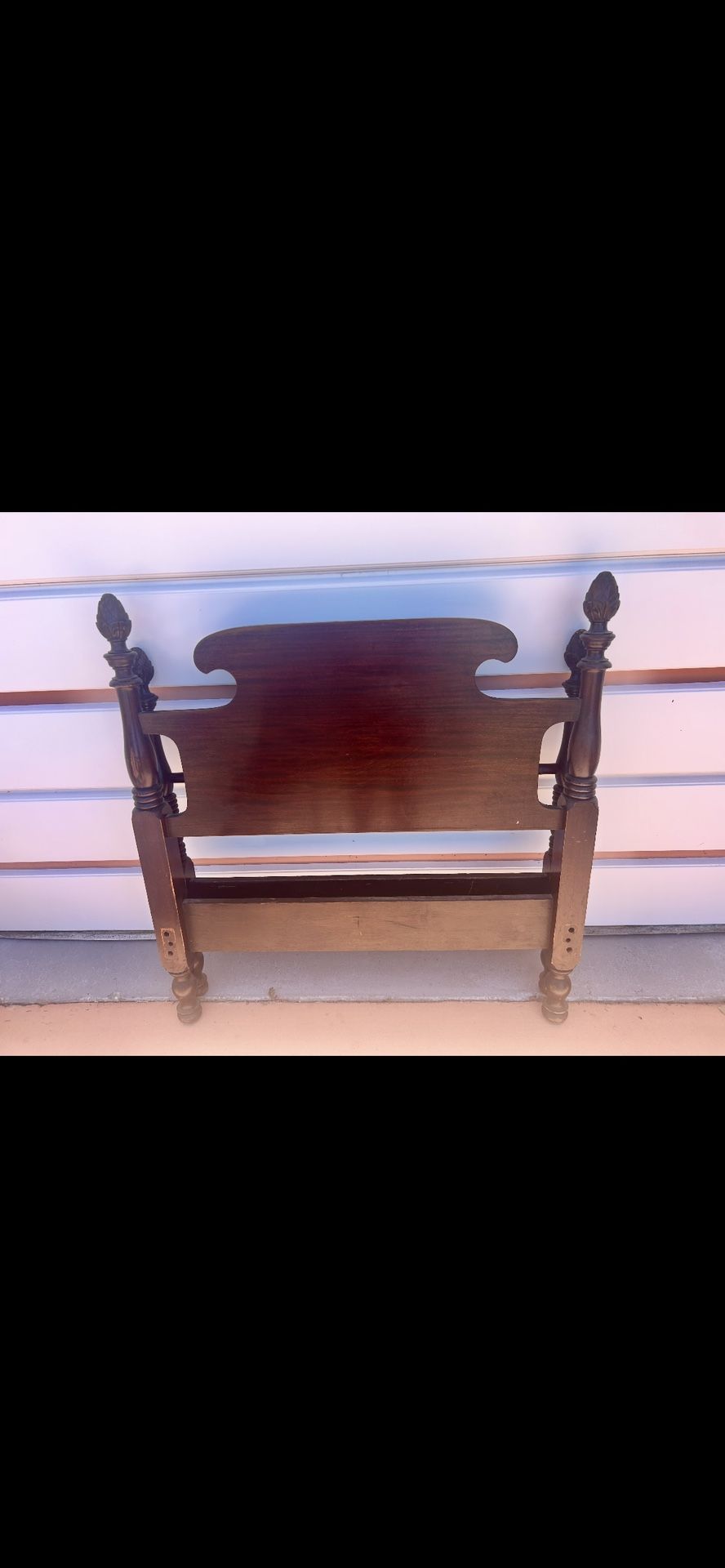 Antique Acorn Twin Bed. Headboard And Footboard.. 1920’s