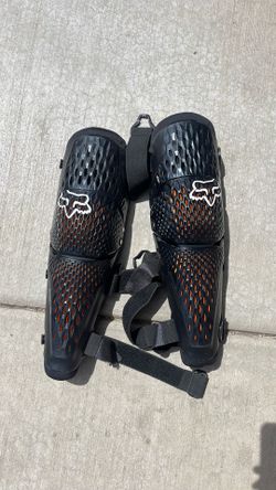 Fox titan pro d30 knee guards