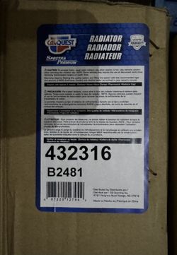 NEW IN BOX Car-Quest Jeep liberty Radiator 432316