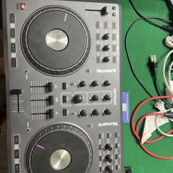 Nunmark Mixtrack Dj Controller 