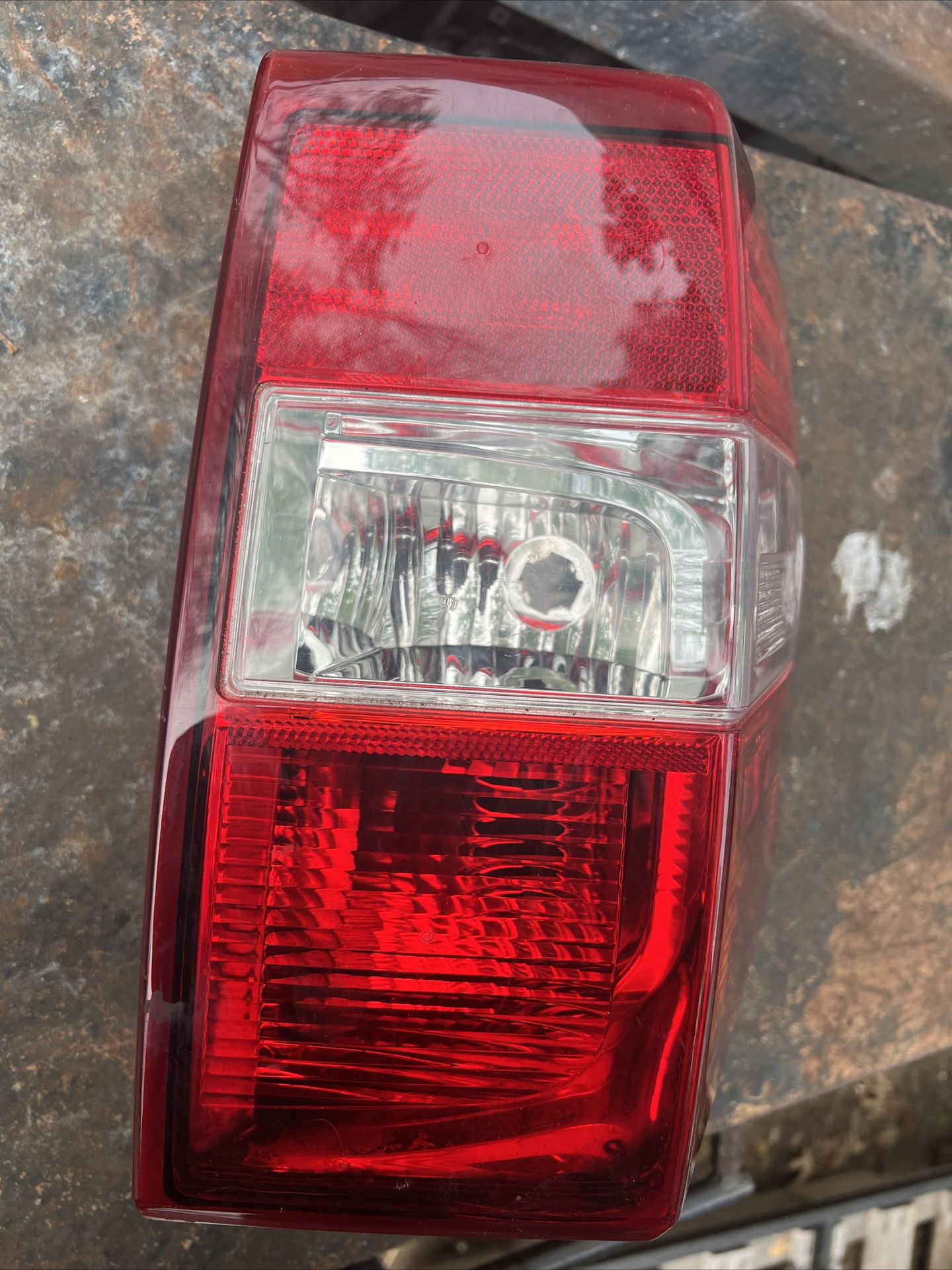 2007 - 20217 Ford expedition Tail Light “passenger Side”OEM