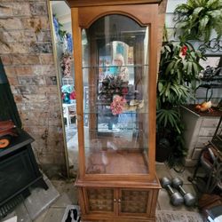 Unique piece Pyramid curio