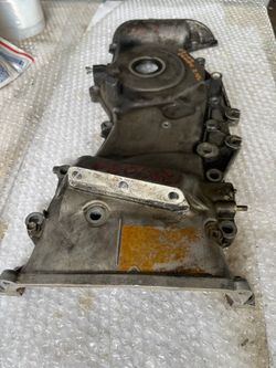 Engine timing chain cover 2007 Toyota Camry 2.4