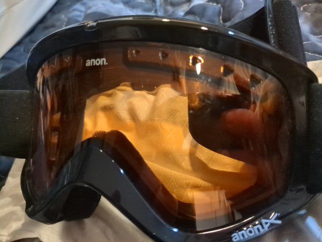 Anon Goggles cylindrical lens Skiing Snowboard Glasses barely used with bag