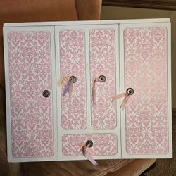 Closet For Doll Clothes 